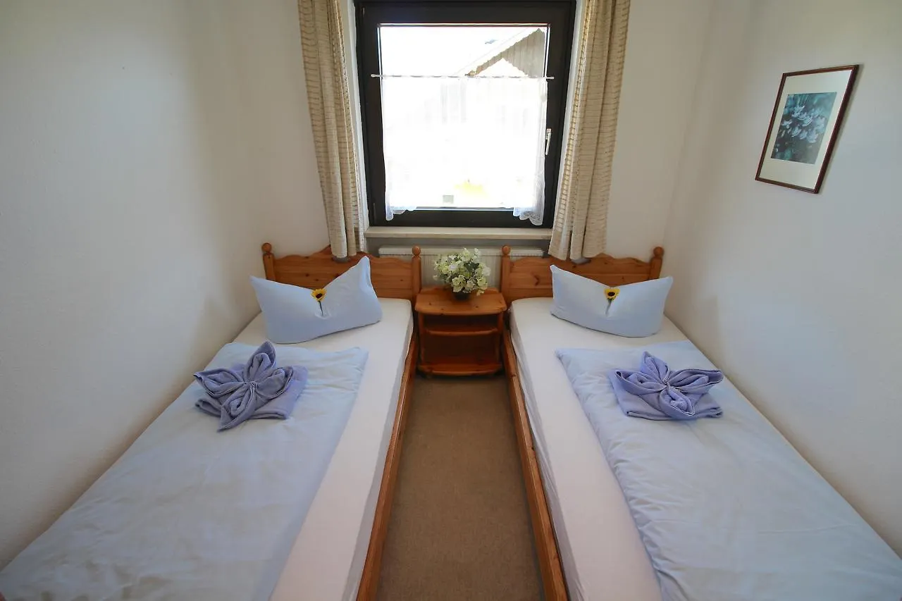 Lindenschloesschen & Schlossgarten Garmisch-Partenkirchen Appartement