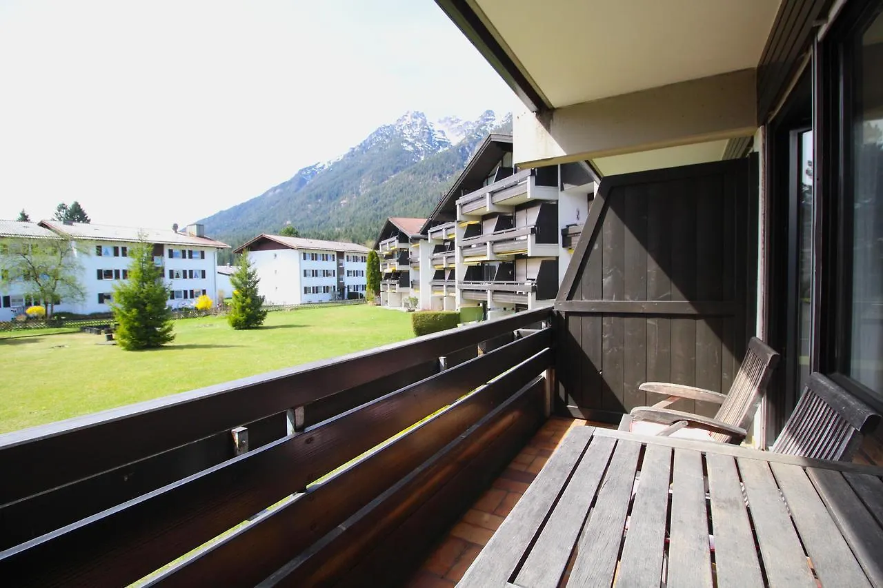 Appartement Lindenschloesschen & Schlossgarten Garmisch-Partenkirchen Allemagne